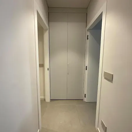 Elegant In Downtown *