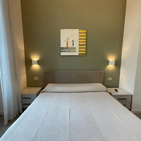 Elegant In Downtown *