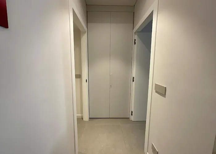 Elegant In Downtown *